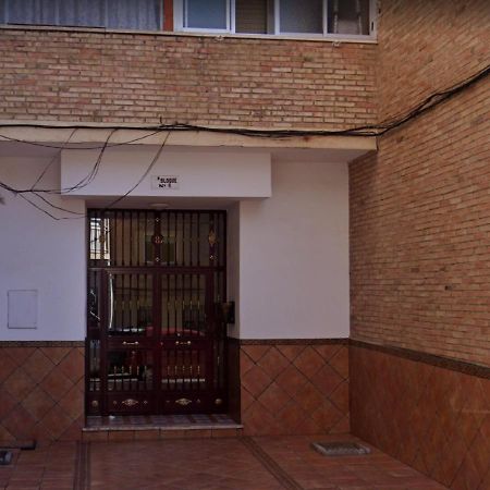 Apartamento 3 Dormitorios Frente A Hospital De Traumatologia 그라나다 외부 사진