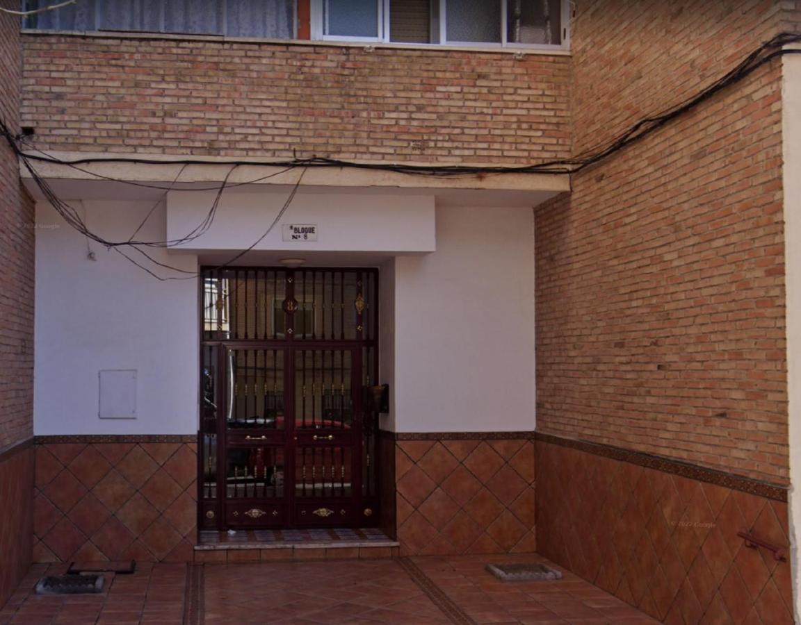 Apartamento 3 Dormitorios Frente A Hospital De Traumatologia 그라나다 외부 사진